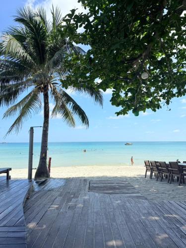 Beach, Dreamland Resort in Thong Nai Pan Yai