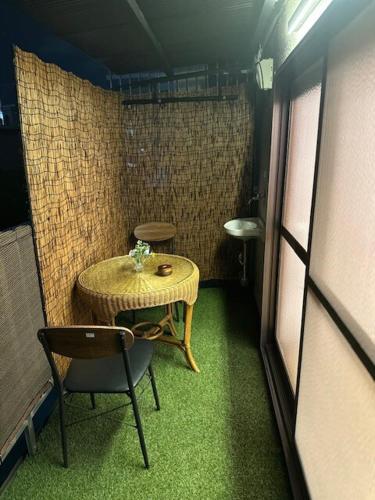 大阪和モダン富士と桜の間11ベッド駅徒歩1分の客室