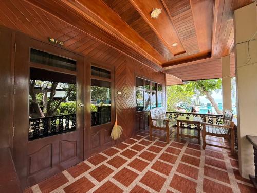 Facilities, Dreamland Resort in Thong Nai Pan Yai