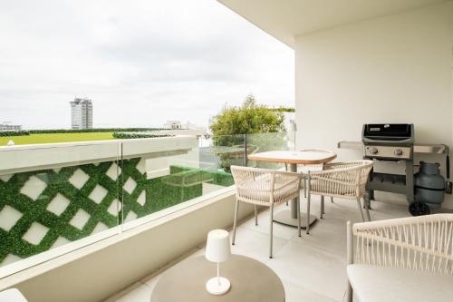Ocean View 1bed Apartment in Sea Point Marlo Cove - image 2