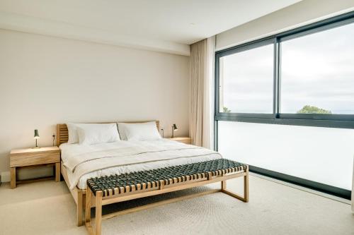 Ocean View 1bed Apartment in Sea Point Marlo Cove - image 11
