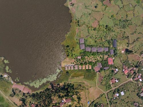 Okolí, Lake Chahafi Resort in Kabale