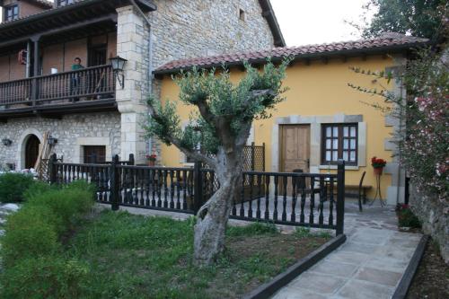 Viesnīcas āriene, Trisileja en Posada La Busta in La Busta