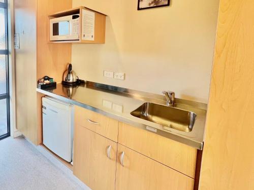 Sunset Motel in Fox Glacier