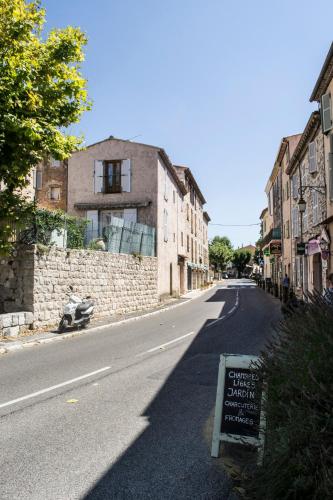 Auberge De Tourrettes - image 4