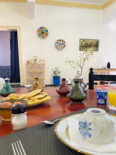 Food and beverages, La Belle Vue Guest House in Ait Benhaddou