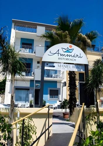 Maniel Beach Hotel