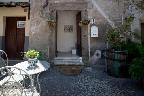 Guest House Little Flower in Sutri