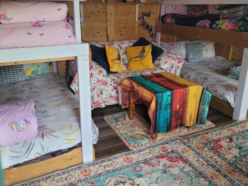 4 bunk beds