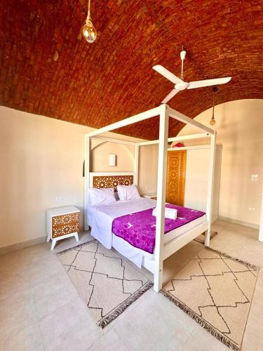 Royal Home Dome Style - Top Floor Apartment - image 7
