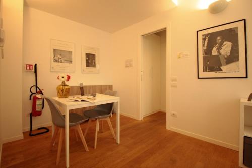 Italianway Easy - Caterina da Forlì 6