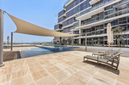 VayK - Great 1BR Apartment in Damac Hills - image 4