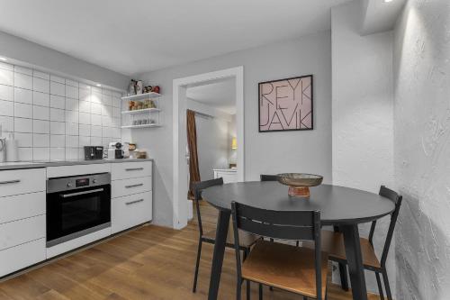 Castle Inn Apartments - Downtown Keflavik in Keflavik