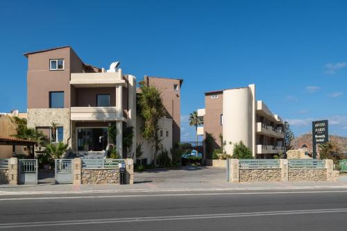 Hotel Haris on the beach – Agia Marina, OK