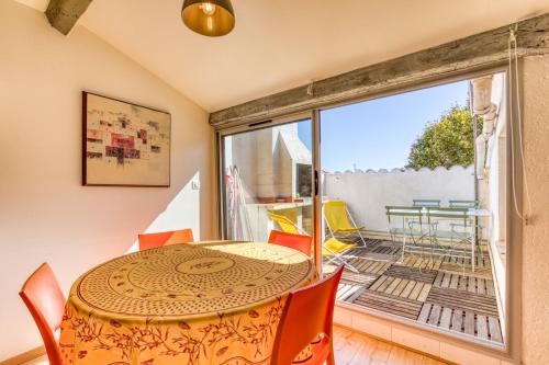 Superior Apartment with City View