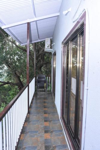 Erkély/terasz, The Grand Bagicha Residency Matheran in Matheran