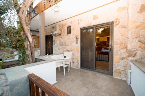 Garden, Loca Centre Hotel in Kumbahce