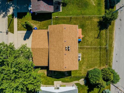 North Appleton Family Home - 3 bedroom Fenced Yard in Appleton Downtown