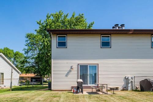 North Appleton Family Home - 3 Bedroom in Appleton Downtown