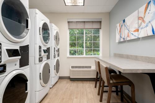 Candlewood Suites - Mooresville Lake Norman by IHG in Mooresville, USA
