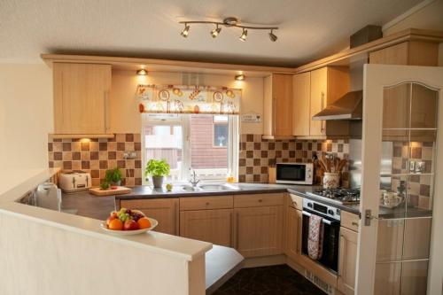 Saffron Lodge With Hot Tub