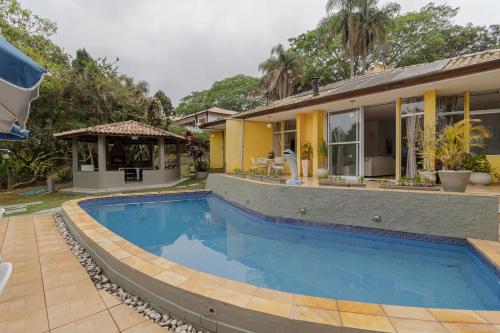 Casa de Campo com Piscina, Lareira e Churrasqueira – khách sạn tại Mailasqui