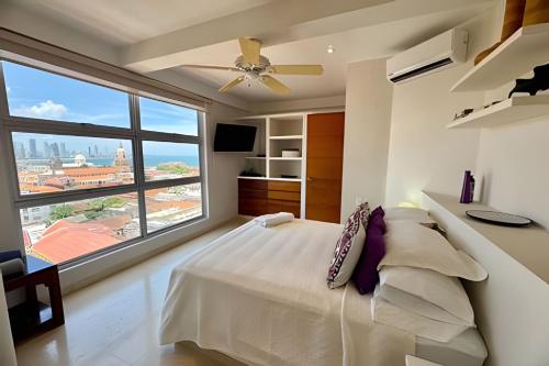 Spectacular 2-bedroom apt in the Historic Center