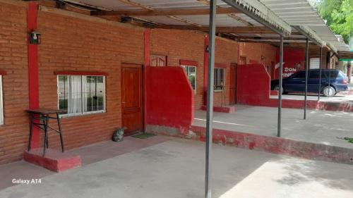 Don Pinelli dptos in 阿爾帕哥拉爾