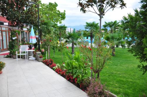 Elegance Spa Hotel - image 10