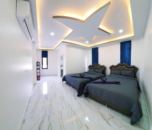 ฟอเรสต์ พูลวิลล่าพิษณุโลก Forest Poolvilla Phitsanulok in Hua Ro