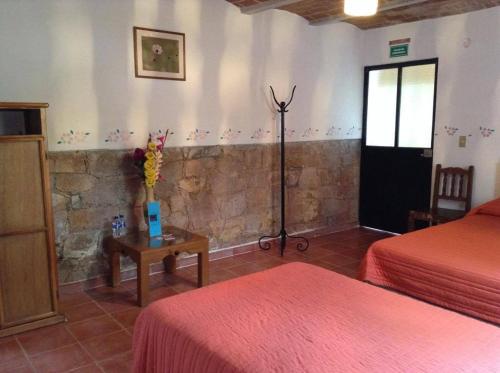 Double Room image 2