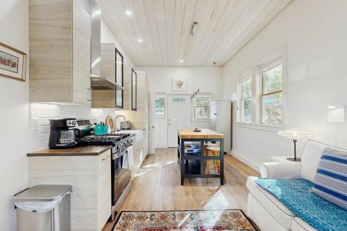 Walker Cottage in Rockport