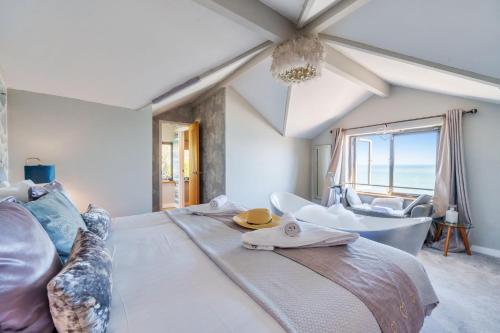 Lightkeepers Cottage - image 5