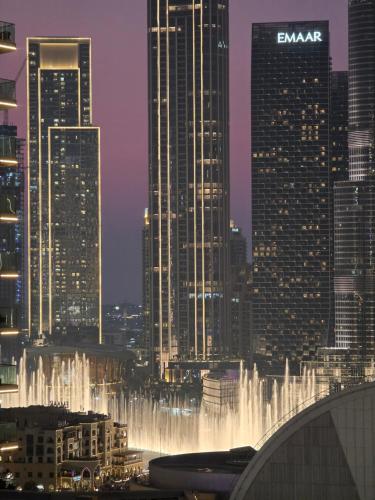 Luxury Apt l Partial Burj Khalifa & Fountain View, Dubaï (photo 2)