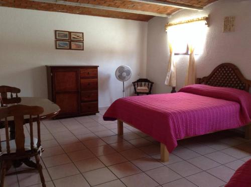 Triple Room image 9