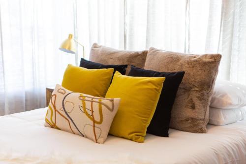 Stylish Home for 12 8th Ave South 6 Beds in Nashville, USA