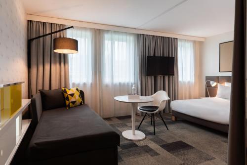 room detail thumbnail 0