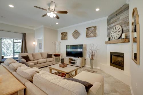 Cozy St Augustine Bungalow < 7 Mi to Beaches! in Other