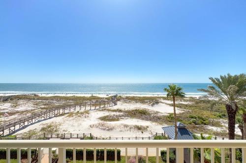 Beach Club Doral 504 in Gulf Highlands