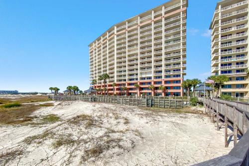 Beach Club Doral 504 in Gulf Highlands