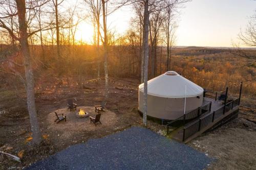 景觀, Adventure Abode - Modern Yurt in 布魯克維爾