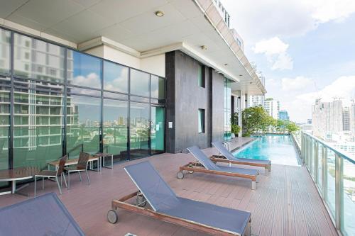 1BR Cozy near donki mall & BTS thonglor-ekkamai - image 12