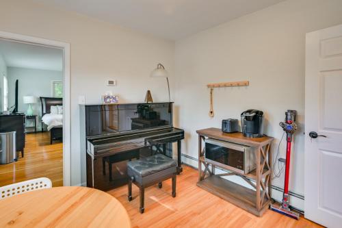 Train to Boston! Cozy Apartment in Winchester in Arlington (MA)