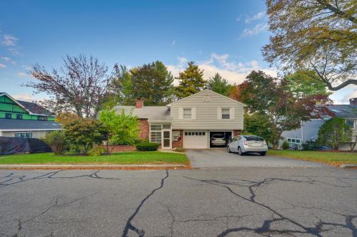 Train to Boston! Cozy Apartment in Winchester in Arlington (MA)