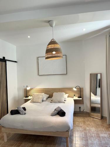 Le Robin Central Studio with AC & charm - Location saisonnière - Antibes