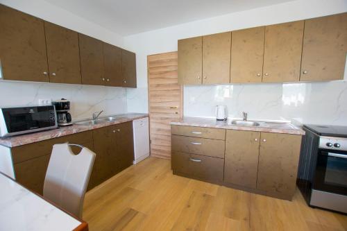 virtuve, Villa Nola in Marcelji