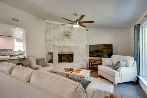 Suburban Texas Retreat 3 Mi to Downtown McKinney! in McKinney, USA