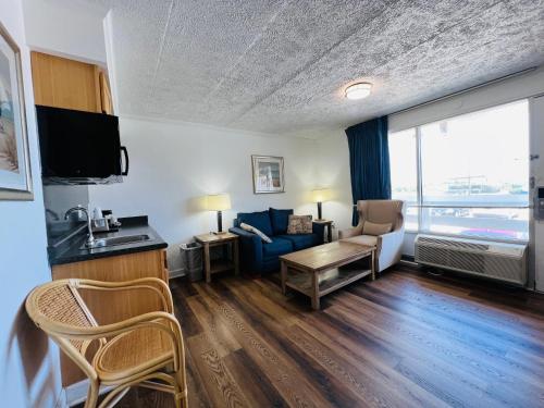 Sleeps 4
