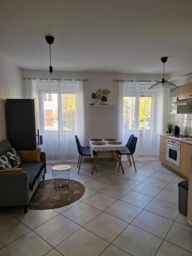 Cosy Appartement Complet centre-ville Montbéliard (Cosy Appartement Complet centre-ville Montbeliard) in מונטבליארד