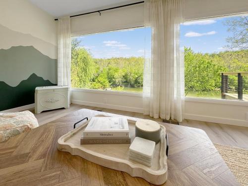 景观, A Place of Grace in 弗隆特罗耶尔(VA)